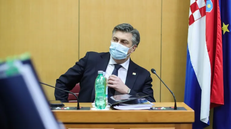 Vidović Krišto ponovo proziva premijera zbog 'udbaške duboke države', Selak Raspudić zbog javne nabave