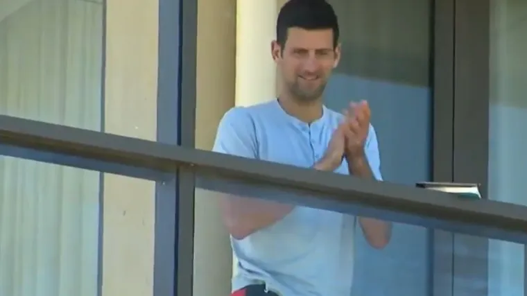 Klinci zaigrali tenis ispod njegovog balkona, njegov potez ih iznenadio