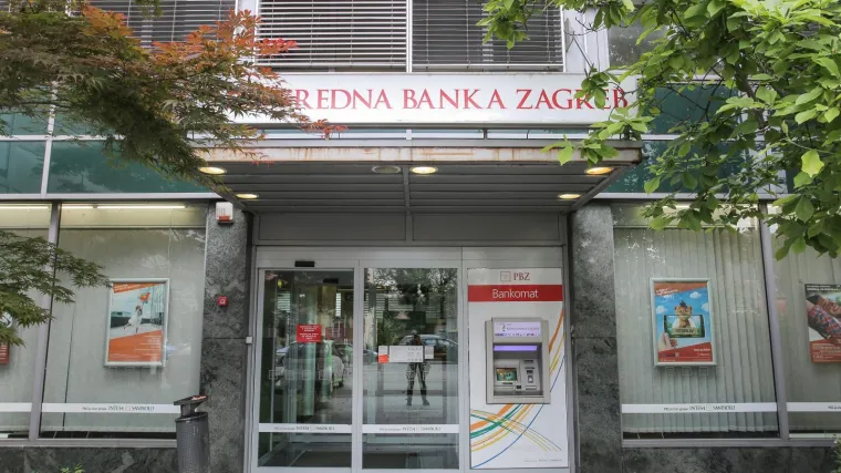 Razbojnici upali u poslovnicu Privredne banke Zagreb