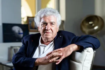 'Do pada zaraženih došlo bi i bez mjera, od njih nema koristi, ne isplate se'