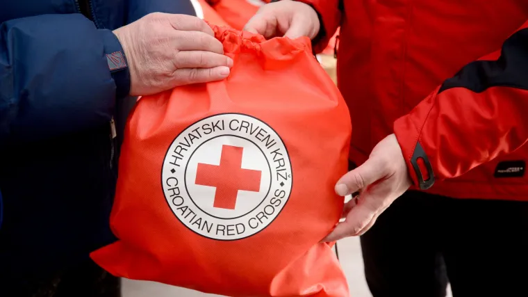 Crveni križ dosad prikupio 44 milijuna kuna: 'Zabilježeno je gotovo 70 000 pojedinačnih uplata'