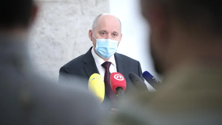 'Podaci s terena će pokazati da je obnova napravljena sjajno'; 'Nikoga nećemo štititi'