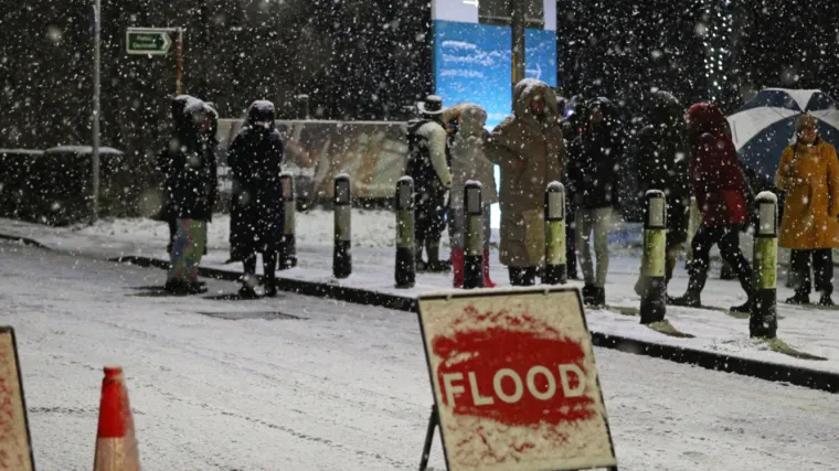 'Napustite domove, opasnost je ogromna'; Premijer upozorio: 'Pripremite se, nije gotovo'