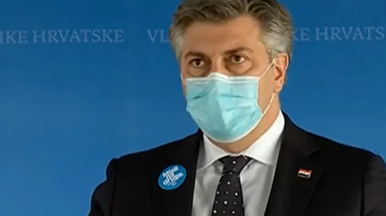 'To morate pitati neku krticu'