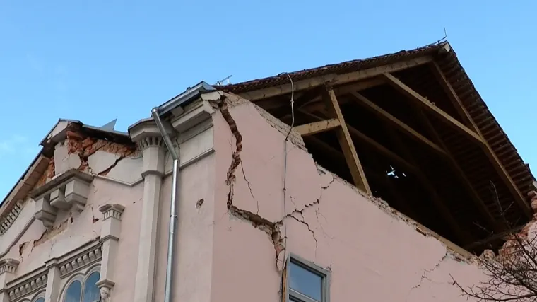 Marljivo se radi na sanaciji &scaron;kola, ali ona ne ide tako brzo: 'Najbolniji podatak je da su se neki učenici ispisali'