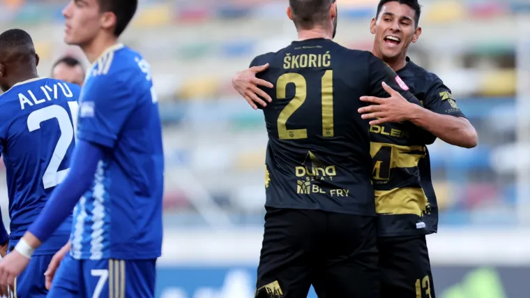 Mierez zabio dva gola, Bohar jedan; Papadopoulos 'pocrvenio'