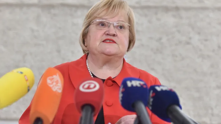 'Vi&scaron;e od 10 mjeseci od potresa u gradu se nije pomaknula nijedna opeka'