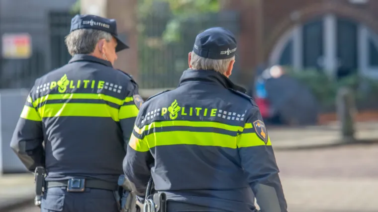 U Nizozemskoj sukobi policije i prosvjednika protiv policijskog sata: Najmanje 100 ljudi je uhićeno