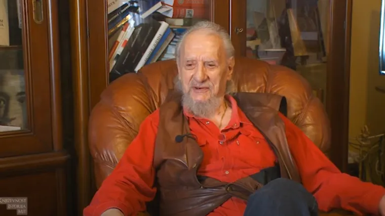 Bio je jedan od najglasnijih antiratnih aktivista i protivnika Milioševićeva režima