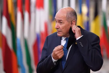 Janša najavio razmatranje odluke o popuštanju mjera: 'Budite krajnje oprezni!'