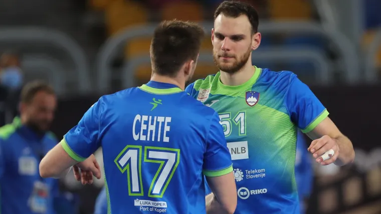 Vodili pet razlike, ali izvukli samo remi