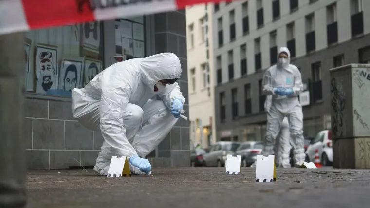 Napad u Frankfurtu: Napadač nožem ubadao ljude, ranjeni su prevezni u bolnicu