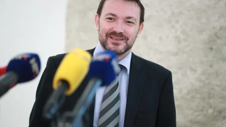 Bauk poručio da HDZ funkcionira na 'doktrinama održivog usta&scaron;luka i lopovluka'