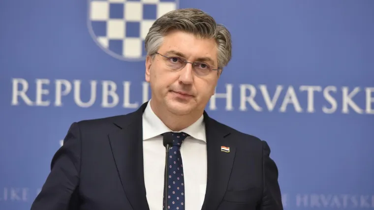 Plenković o kaosu u Saboru: 'Oporba bi se treba crvenjeti od srama jer su okrenuli leđa stradalima u potresu i ribarima'