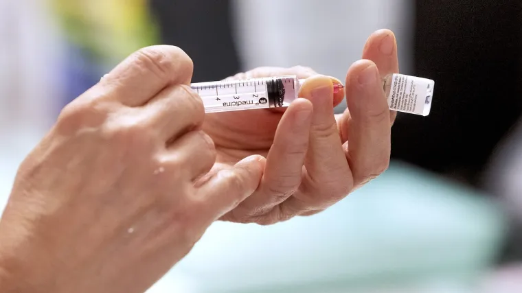 Prvo cjepivo koje se daje u samo jednoj dozi učinkovito tek 66 posto, a veliki problem radi i južnoafrički soj