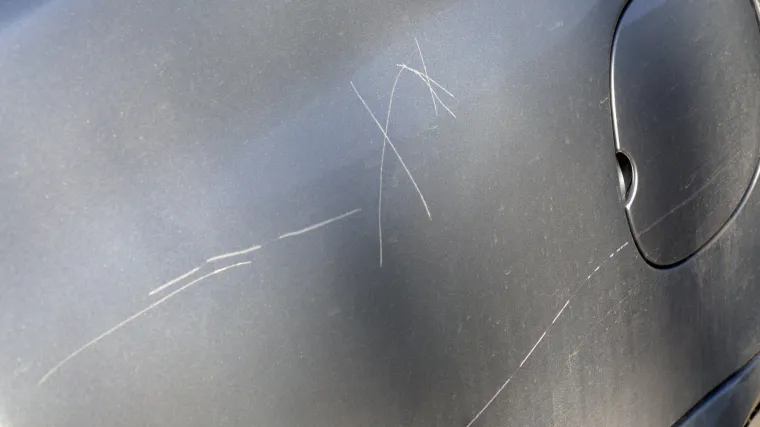 'Imam 15 prijatelja kojima su izgrebani auti kad su bili kod mene. Ne žele više doći'