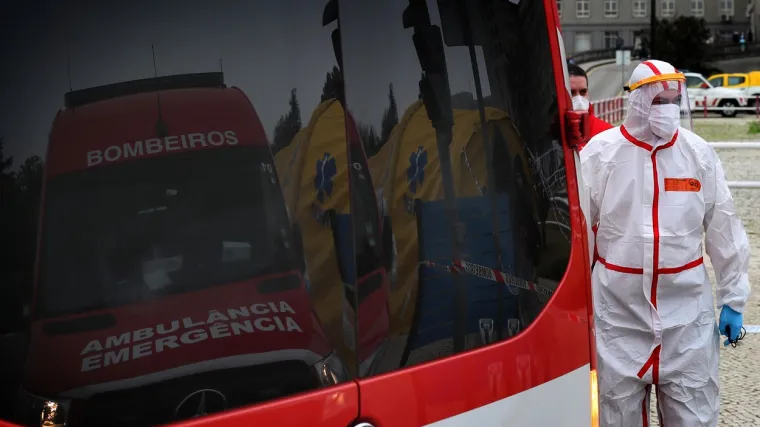 Portugalu nedostaje slobodnih kreveta, covid bolesnike će prevoziti u Austriju?