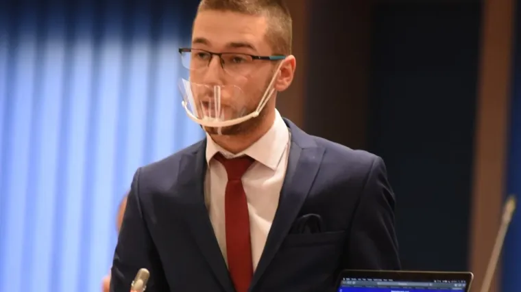 Mladog hrvatskog političara nazvao usta&scaron;om, pa od njega zatražio ispriku Dodiku i Vučiću