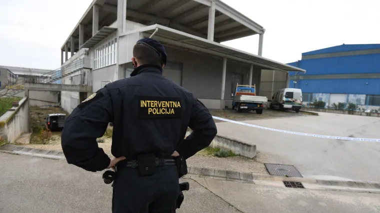 Je li ovo bio okidač za krvavi pohod četverostrukog ubojice? S ubijenom se susreo par dana ranije na sudu...