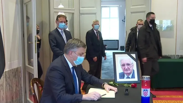 Skroman, blag, dobronamjeran tek su neki od opisa pokojnog Miroslava Tuđmana. Cijenili su ga kako njegovi HDZ-ovci, tako i oporba