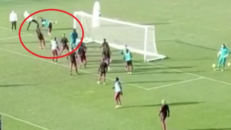 Novim kung fu potezom postao senzacija dana