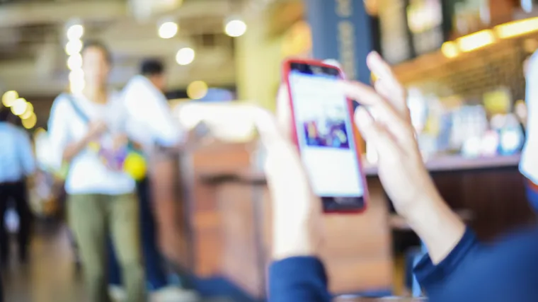 Služi nam za sve, ali tanka je granica do ovisnosti: Zbog pandemije, broj ovisnika o internetu sve je veći