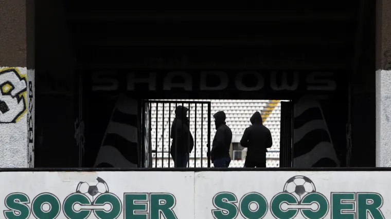 Velikom policijskom akcijom u uhićeno 17 ljudi : 'To nisu nikakvi navijači, nego kriminalci'