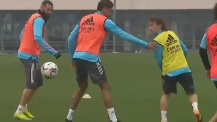 Vatreni odu&scaron;evio na treningu Reala, pogledajte kako je zabio i majstorski asistirao petom