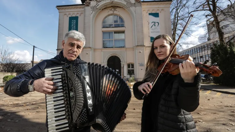 Kakva gesta! Svjetski prvak u sviranju harmonike svoju zaradu donirat će za obnovu glazbene &scaron;kole u Sisku