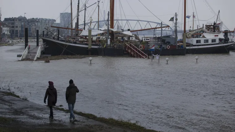 Prva uzbuna u posljednjih devet godina: Nizozemci upozoravaju građane da ostanu doma zbog mećave