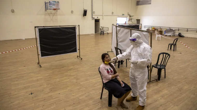 Izrael tvrdi da su prona&scaron;li lijek protiv koronavirusa: Pacijent ga udi&scaron;e nekoliko minuta jednom dnevno