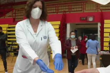 Konačno počelo cijepljenje i opće populacije: 'Imamo 800 ljudi u redu. Sada još nemamo dovoljno doza...'