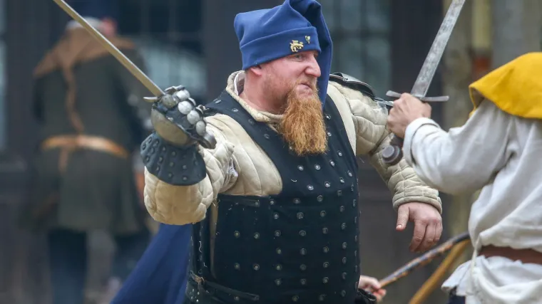 Održana je 13. po redu Seljačka buna: Matija Gubec i Franjo Tahy pridržavaju se epidemiolo&scaron;kih mjera