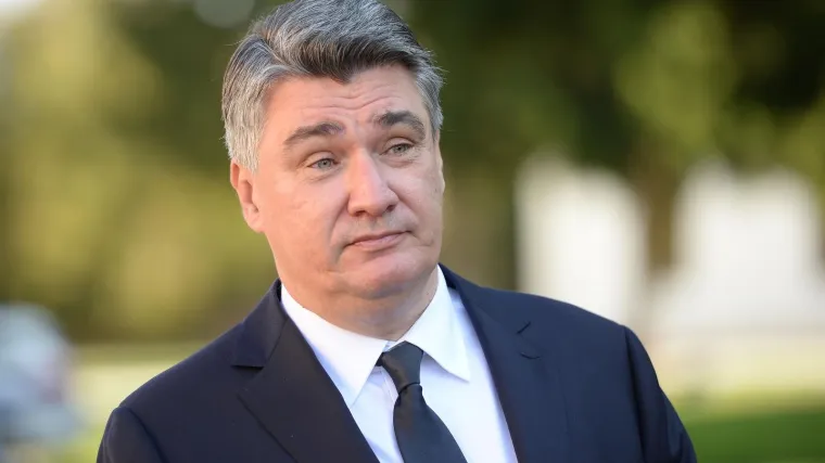 'Imaju glup i neduhovit akronim. Zaboravljaju da ja provodim ono o čemu oni samo galame'