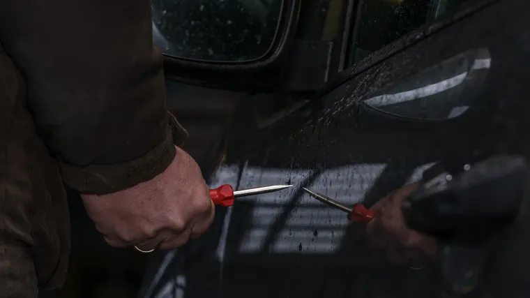 Uhvaćen mu&scaron;karac koji je izgrebao čak 28 automobila - možda je i va&scaron; među njima