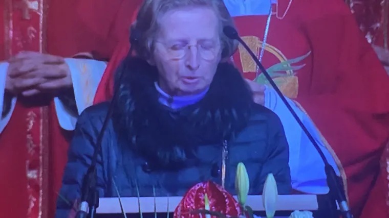 Alemka Markotić držala govor natiskanoj gomili na misi za Stepinca