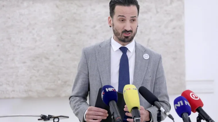 MOST-OV MILETIĆ OD VLADE TRAŽI DA OTVORI SPORTSKE DVORANE: 'Sport mora biti ispred kocke, kladionica i kasina'