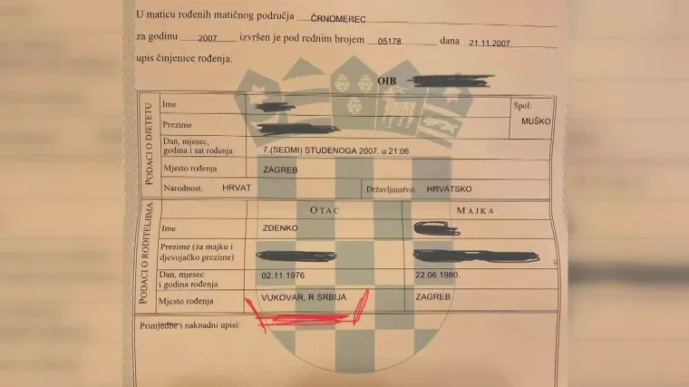 Rođen u Vukovaru, ali u Srbiji. Bizarna pogre&scaron;ka matičnog ureda, a svoj propust jo&scaron; su gore komentirali