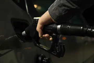 Od utorka opet poskupljuju sva goriva? Najgore će biti vlasnicima 'benzinaca': 'Pa dokle više? Ovo je sramotno i bolesno'