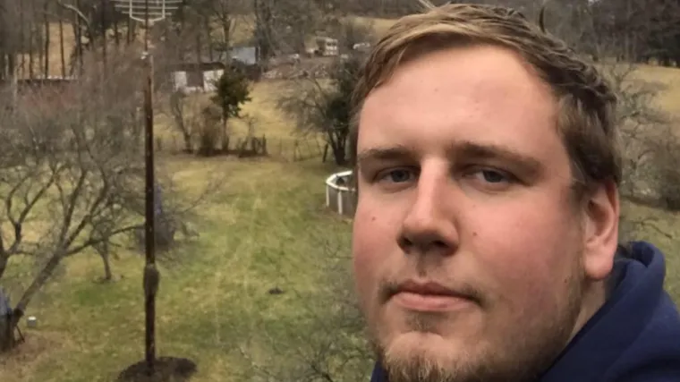 Na vlastitoj zabavi za otkrivanje spola djeteta ubio ga uređaj kojeg je sam izradio