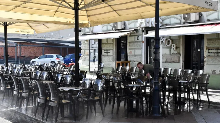 Nagađa se o pravilima za terase: Evo kako bi trebala izgledati prva kava u kafiću nakon gotovo tri mjeseca