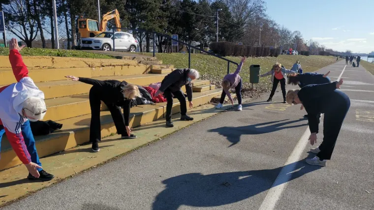 Veselo vježbanje u trećoj dobi: 'Da ne zahrđa tijelo stalno sjedeći ispred tv ekrana'