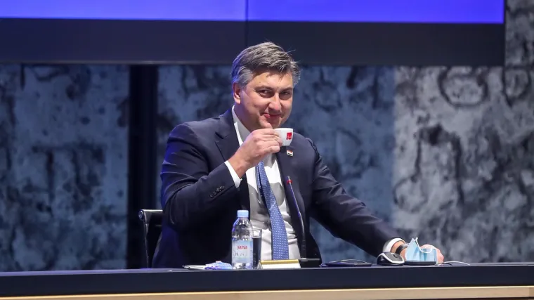 Plenković objavio koje se mjere popu&scaron;taju od ponedjeljka! 'I dalje moramo biti oprezni'