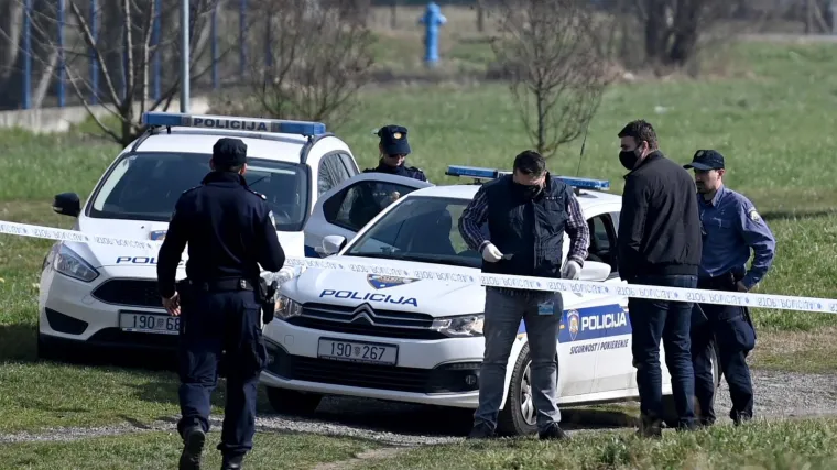 'Vidio sam kako policajci pričaju s čovjekom, a zatim sam čuo pucanj'