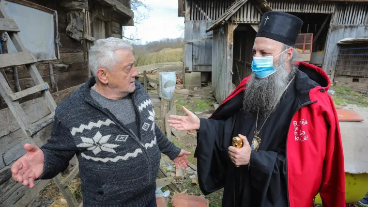 Patrijarh Porfirije stanovnicima Banije: 'Računajte na nas, &scaron;to bi rekao pokojni Đorđe Bala&scaron;ević'