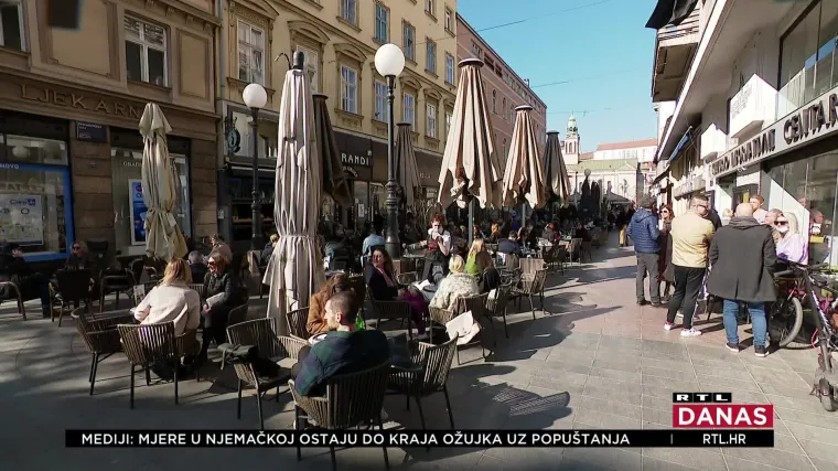 Dok se već drugi dan naveliko piju kave na terasama u Zagrebu, u Dubrovniku čekaju: 'Ne smeta nam to'