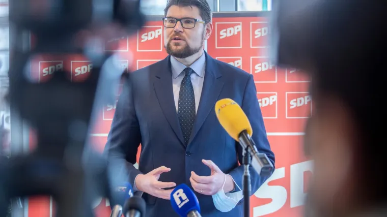 Grbin o sprovodu Milana Bandića: 'Očito ni u smrti ne možemo biti jednaki, jučer smo gledali &scaron;aradu'