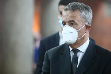 'Počnu ići na bolovanja... Oni ne razumiju odakle im ide plaća, nije ni Kolinda'