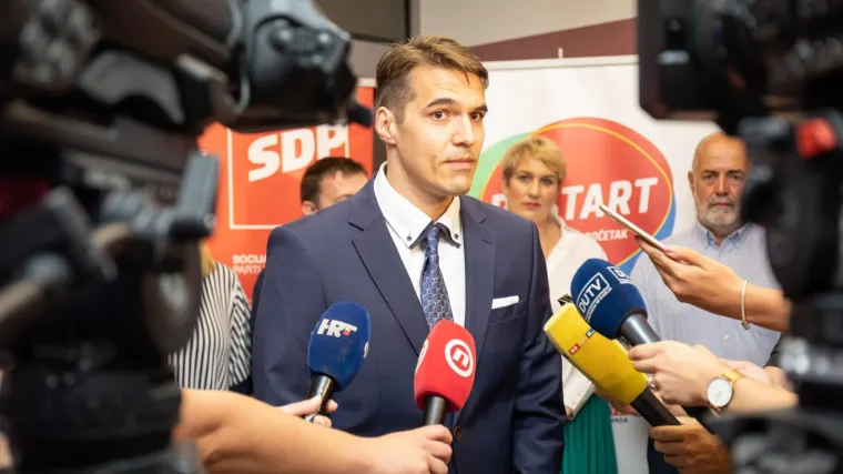 Navodno je rođaku zaprijetio da će mu iščupati glavu?