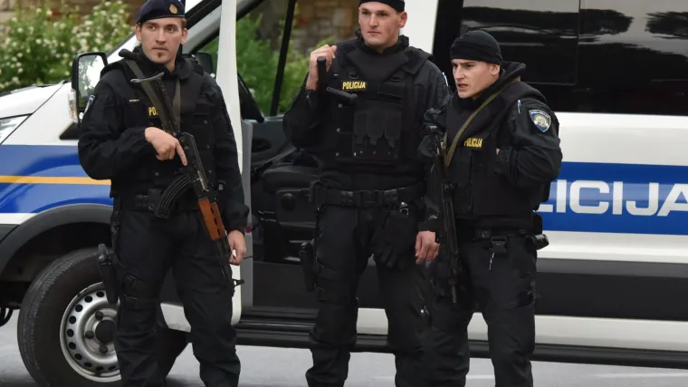 Policija istražuje tvrtku za uvoz i izvoz voća i povrća Frigo Bonsai